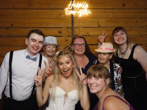 Schram photo 165