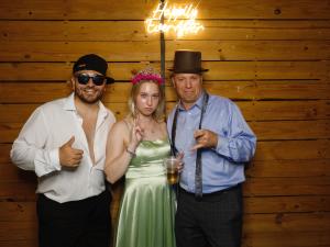 Schram photo 246